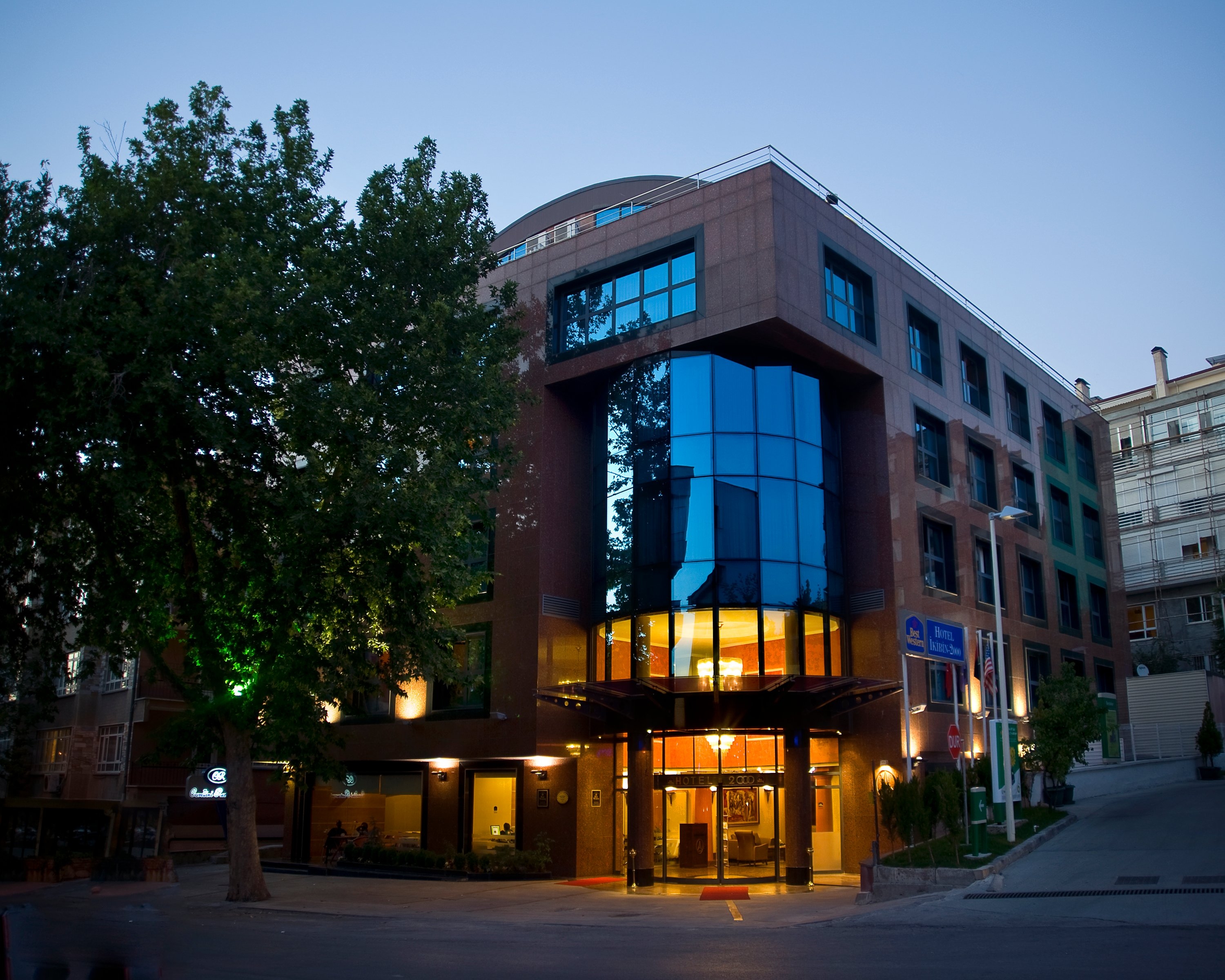 Best Western Otel 2000