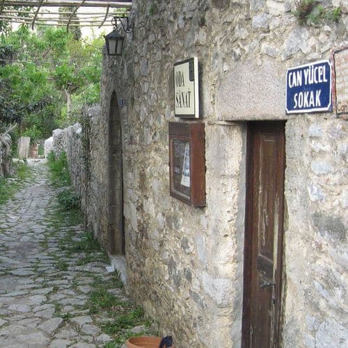 Вулиця Джана Юджеля