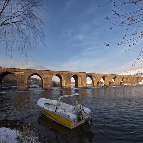 Ongözlü Köprü （十拱桥）