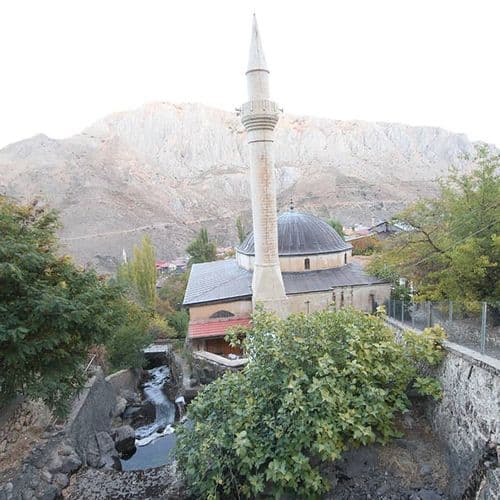 Orta Cami (Central Mosque)