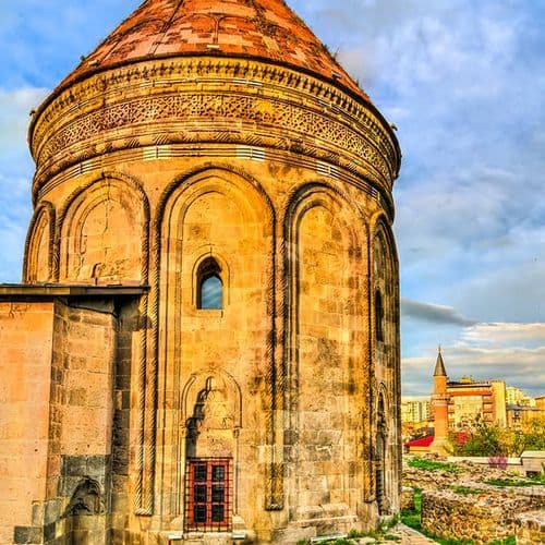 Çifte Minareli Medrese - „Doppelminarett-Medrese“