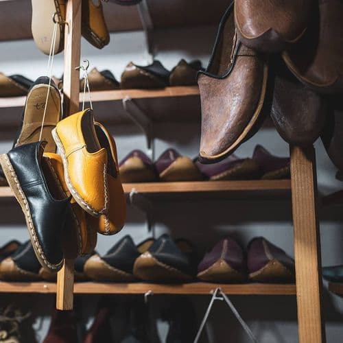 Handicraft of Yemeni Shoes