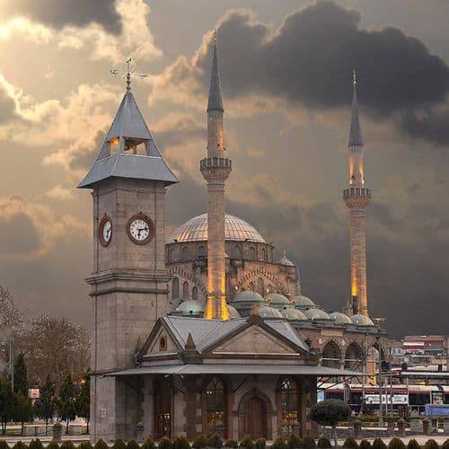 Вежа з годинником