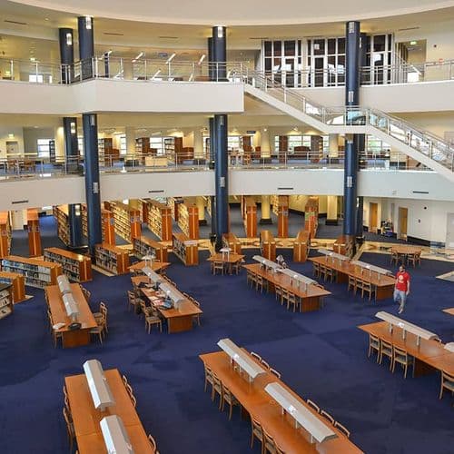 Університет Сабанджи (Sabancı Üniversitesi)