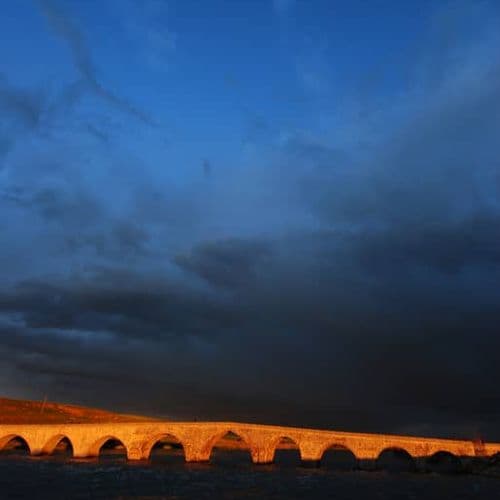 جسر مراد التاريخي