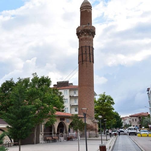 Eğri Minaret