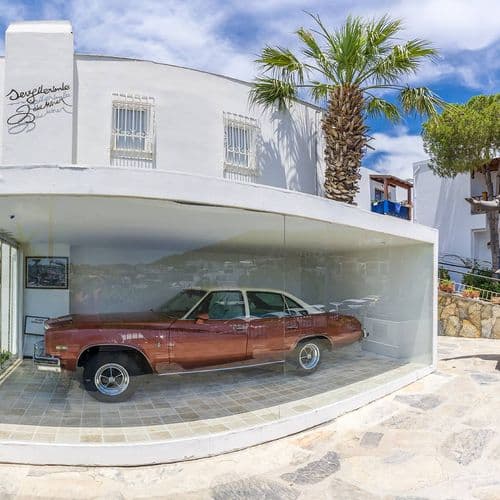 Zeki Müren Arts Museum