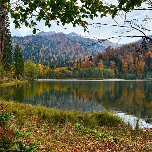 Borçka Karagöl Lake