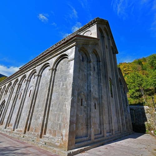 Barhal Kirche in Yusufeli Artvin