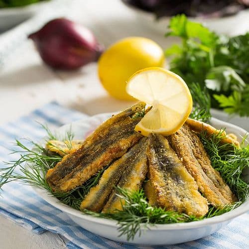 Fried Anchovies Hamsi Kuşu