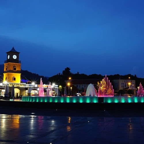 Marmaris Neujahrs-Fest, 19 Mai Gençlik Meydanı (Platz der Jugend)