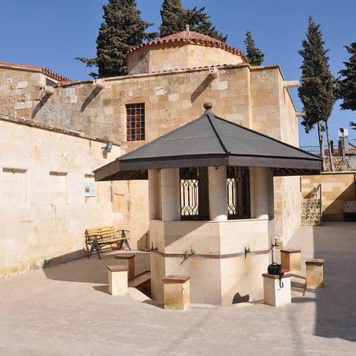 Şeyh Ahmet Kuseyri Mosque and Tomb