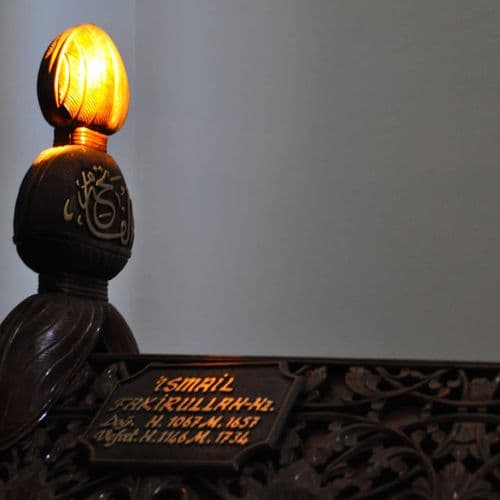 İsmail Fakirullah and İbrahim Hakkı Tombs