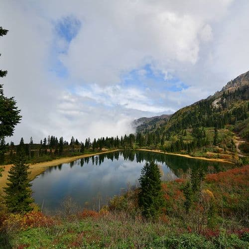 Murgul Karagöl Lake